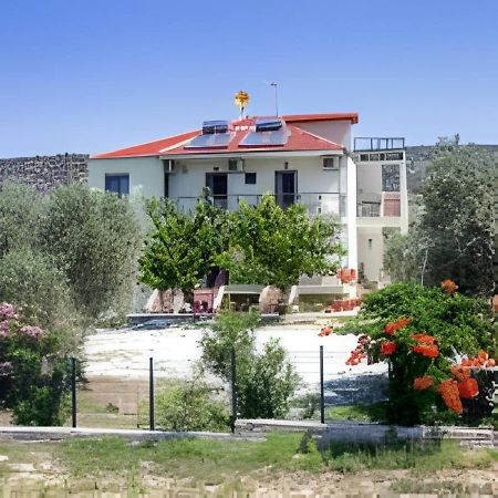 Villa Elista Astris Luaran gambar