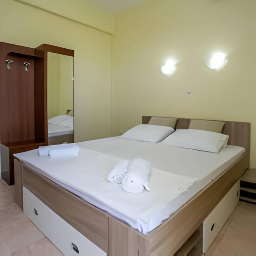 Villa Elista Astris Luaran gambar