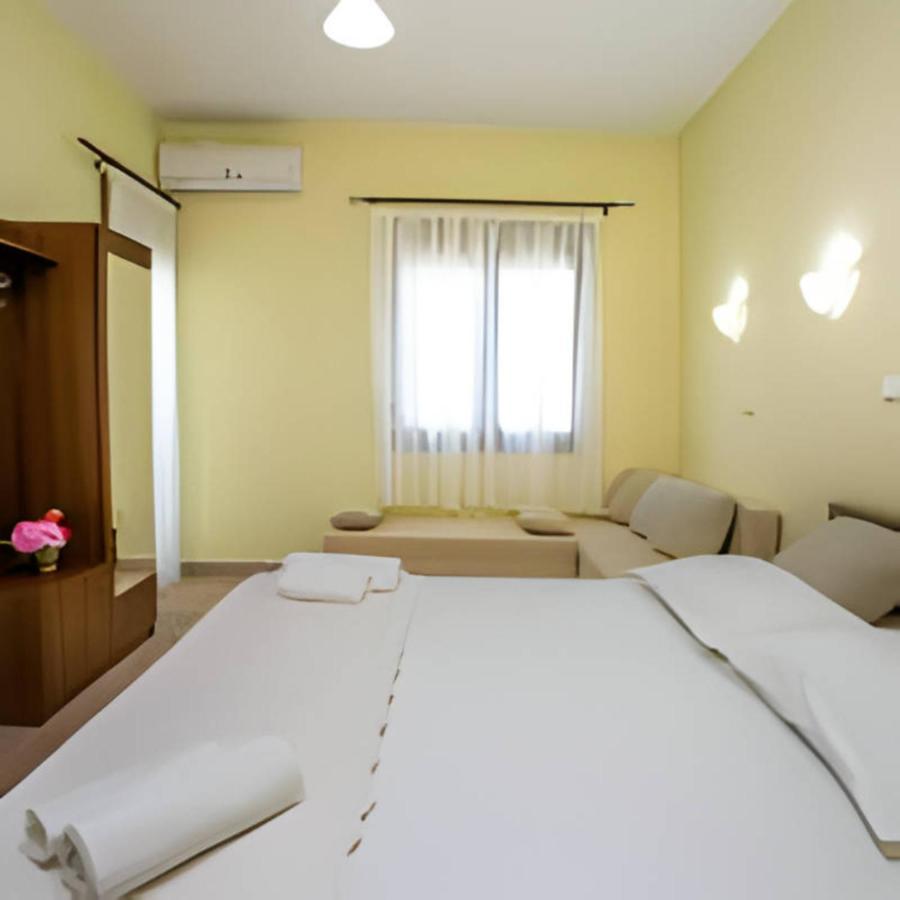 Villa Elista Astris Luaran gambar