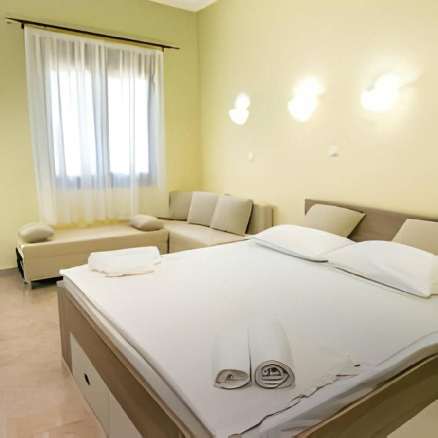 Villa Elista Astris Luaran gambar